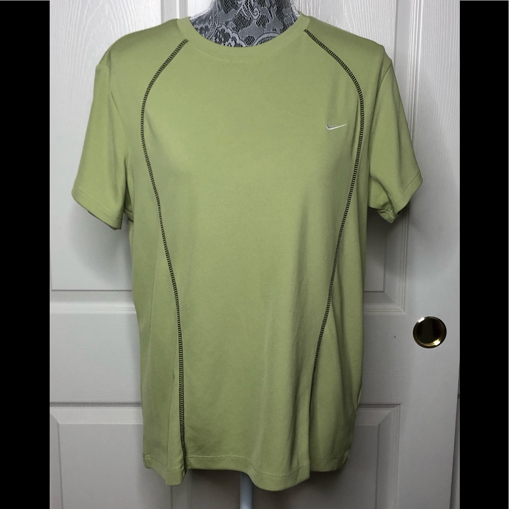 Nike Performance